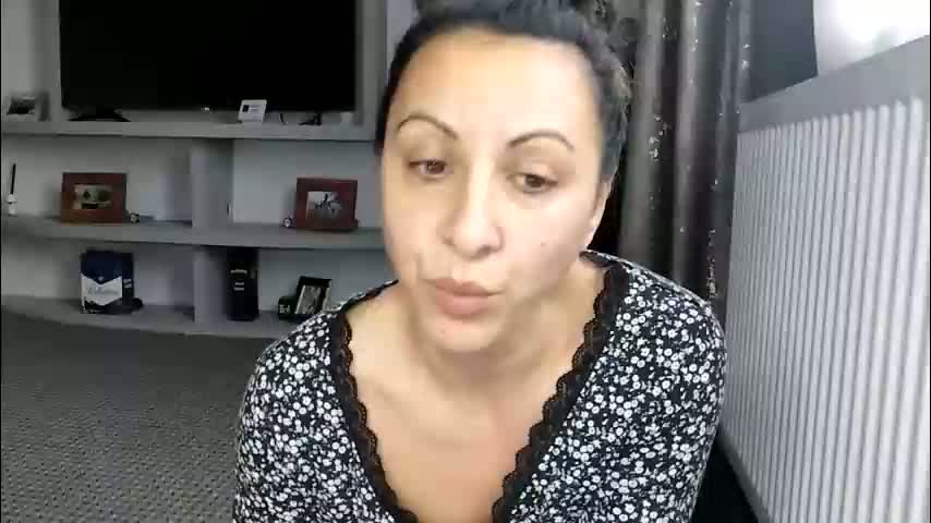 crazybrenda89 Cam Model Chat February 23, 2026