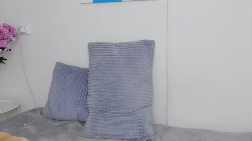 selenarousey Cam Model Chat February 23, 2026