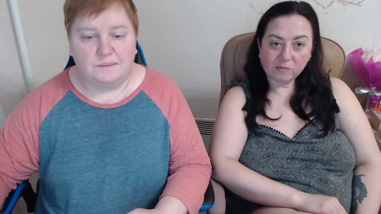 XMollyJaneEX Cam Model Chat February 24, 2026