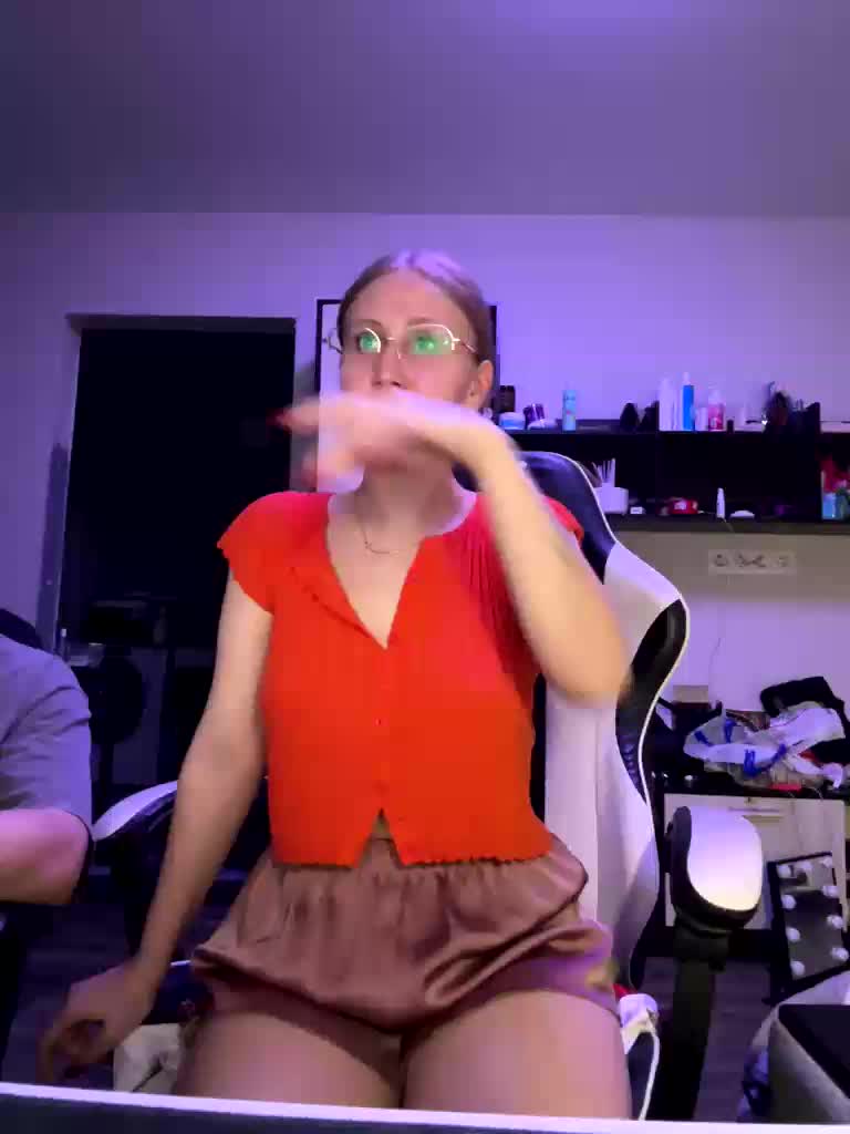 Durnaya_kis Cam Model Chat February 24, 2026