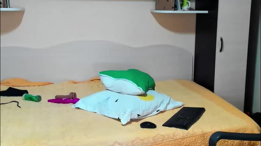 soffy_skye Cam Model Chat February 24, 2026