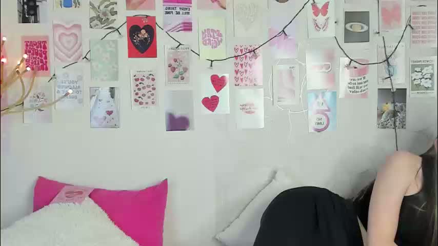 little_radiant_sun Cam Model Chat February 24, 2026