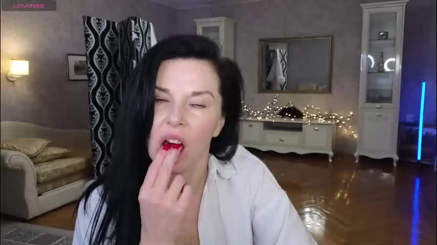 lina_flore Cam Model Chat February 24, 2026