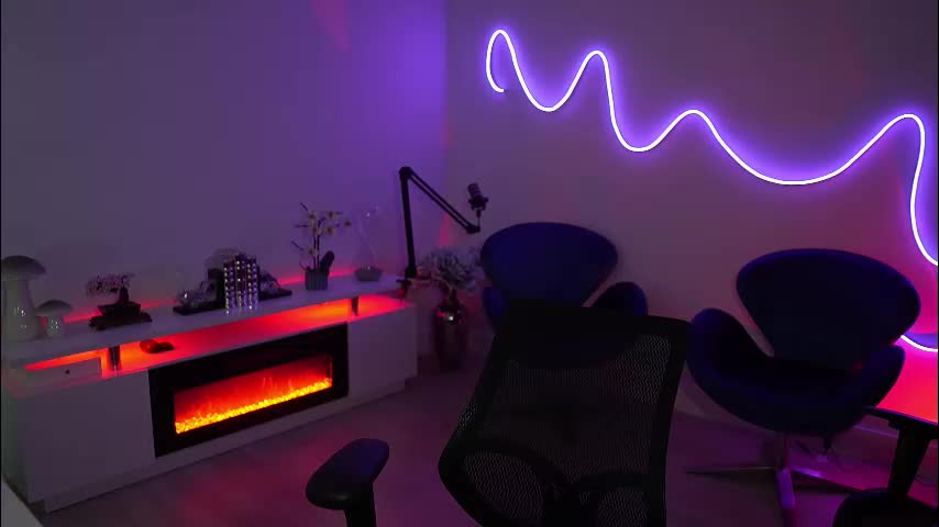 lilbeccaxo Cam Model Chat February 24, 2026