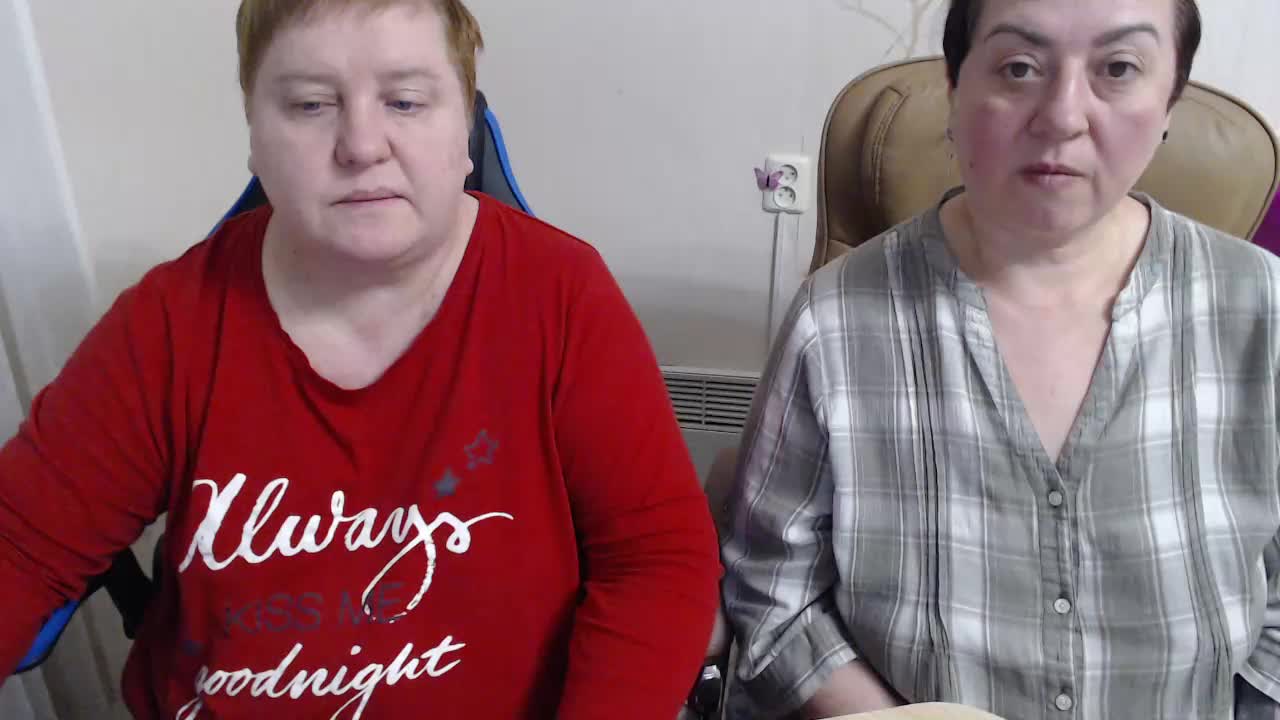 XMollyJaneEX Cam Model Chat February 25, 2026