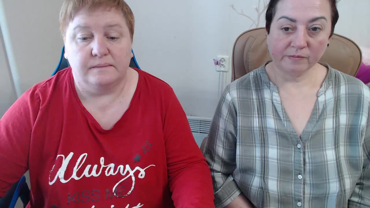 XMollyJaneEX Cam Model Chat February 25, 2026