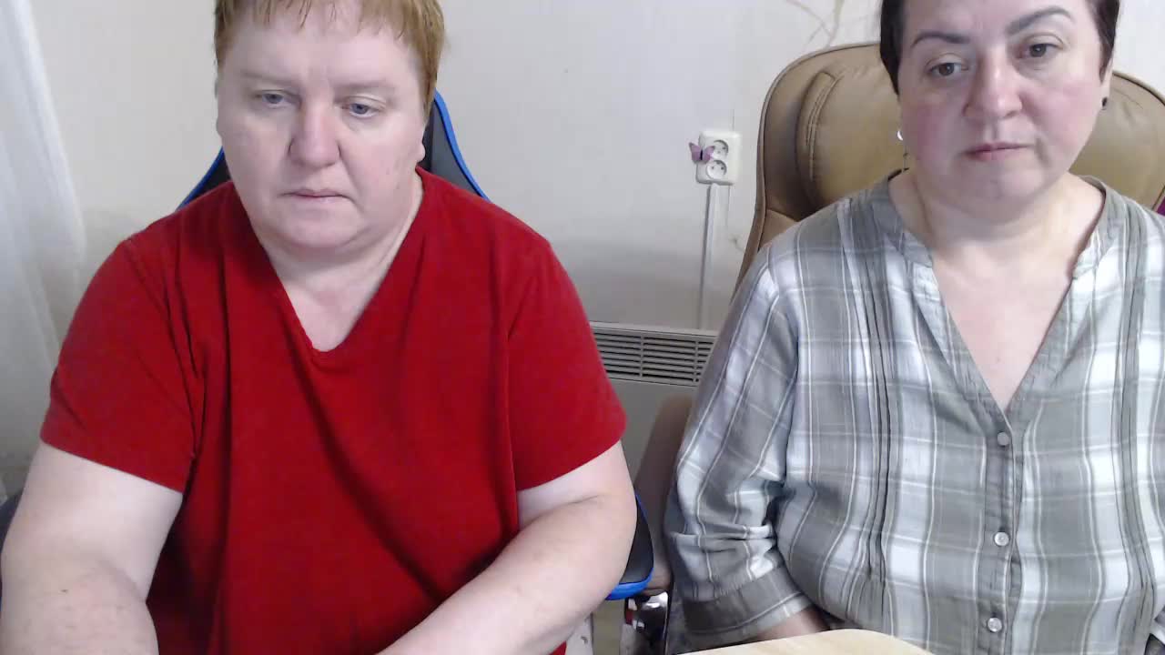 XMollyJaneEX Cam Model Chat February 25, 2026