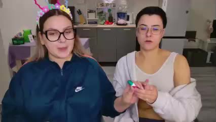 dreamteamgirls Cam Model Chat February 25, 2026