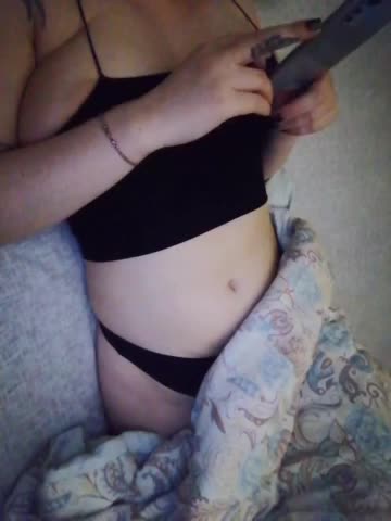 -Tiffany- Cam Model Chat February 25, 2026