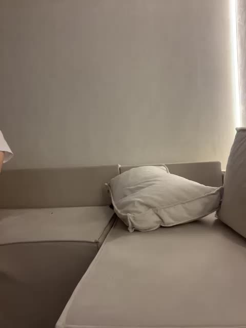 Annafirepussy Cam Model Chat February 25, 2026