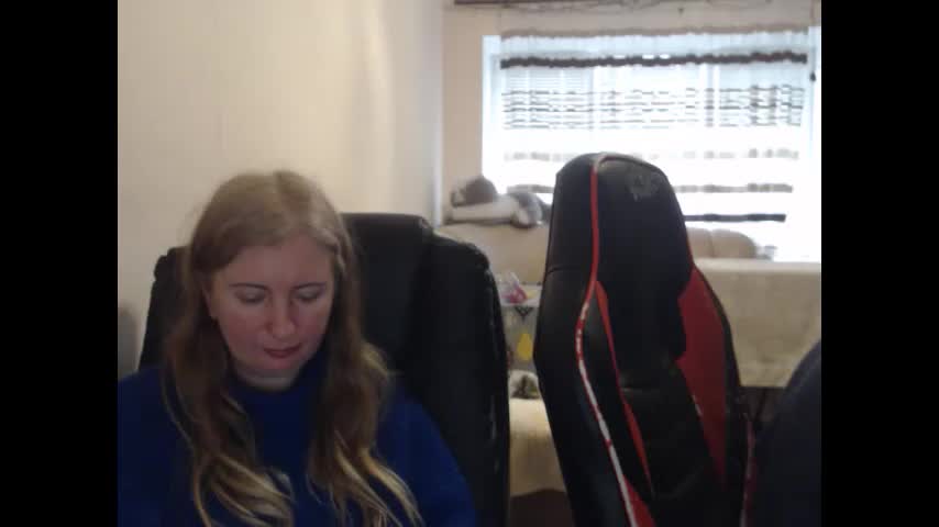 jenisandpeter Cam Model Chat February 25, 2026