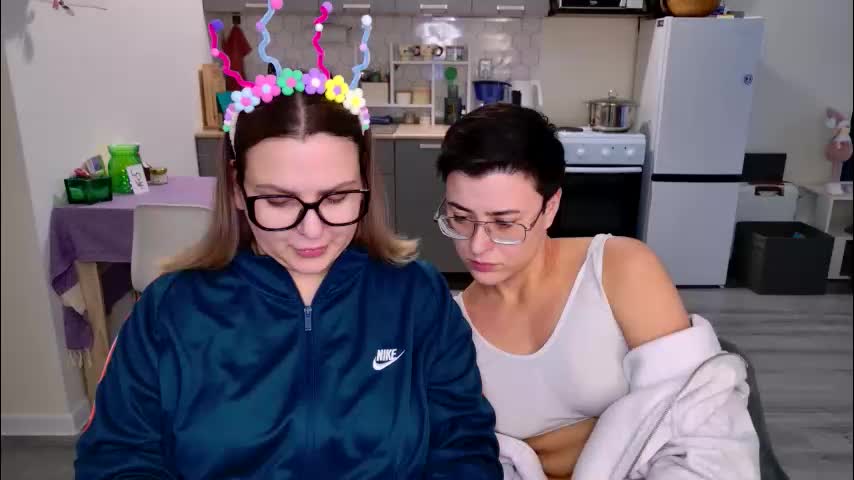 chloe_x_ Cam Model Chat February 25, 2026