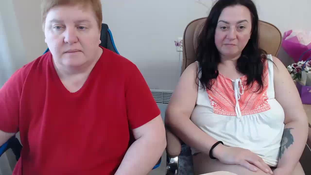 XMollyJaneEX Cam Model Chat February 26, 2026