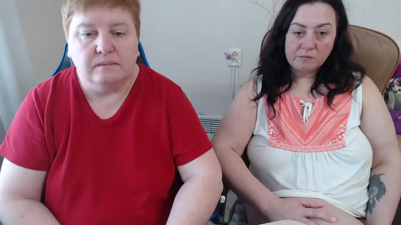 XMollyJaneEX Cam Model Chat February 26, 2026