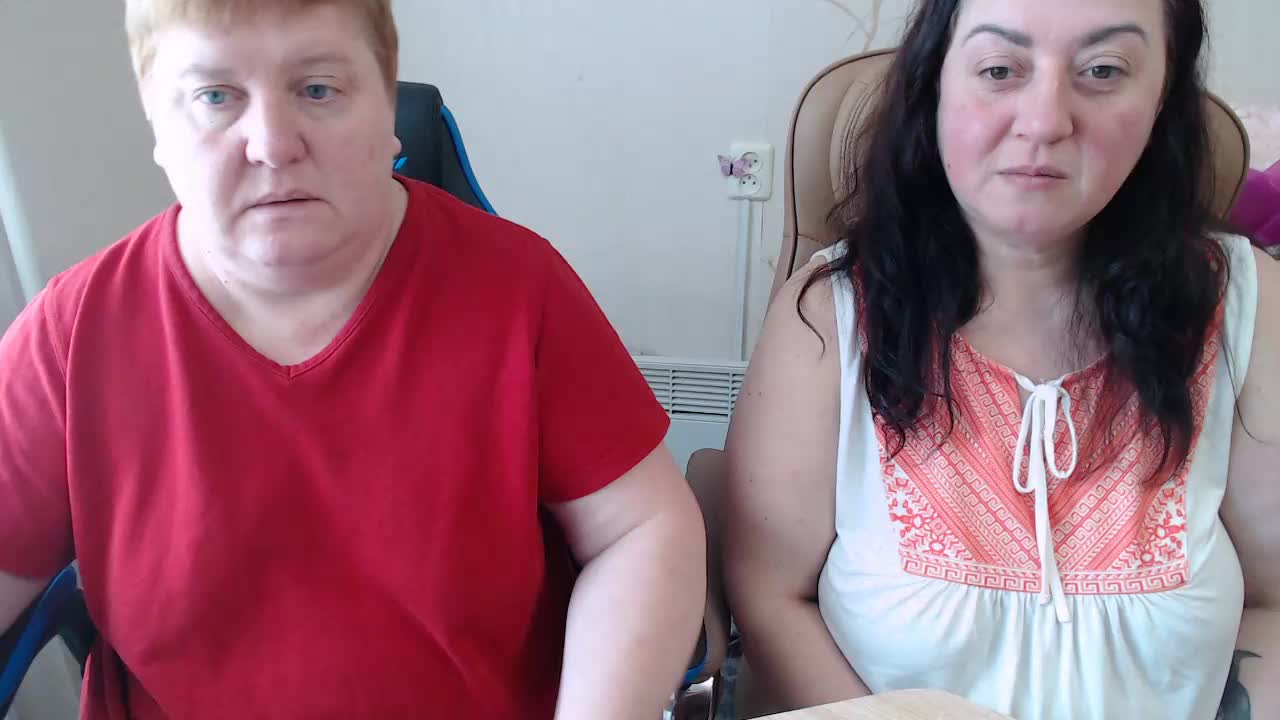 XMollyJaneEX Cam Model Chat February 26, 2026