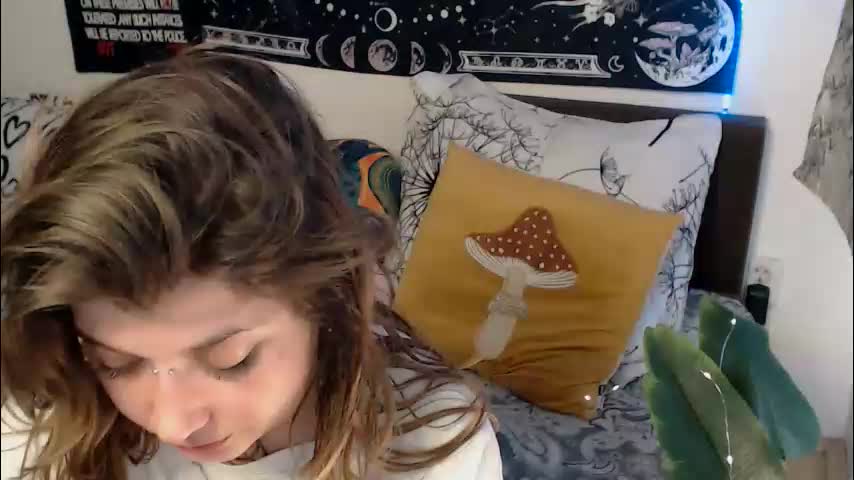 aliens4twenty Cam Model Chat February 26, 2026