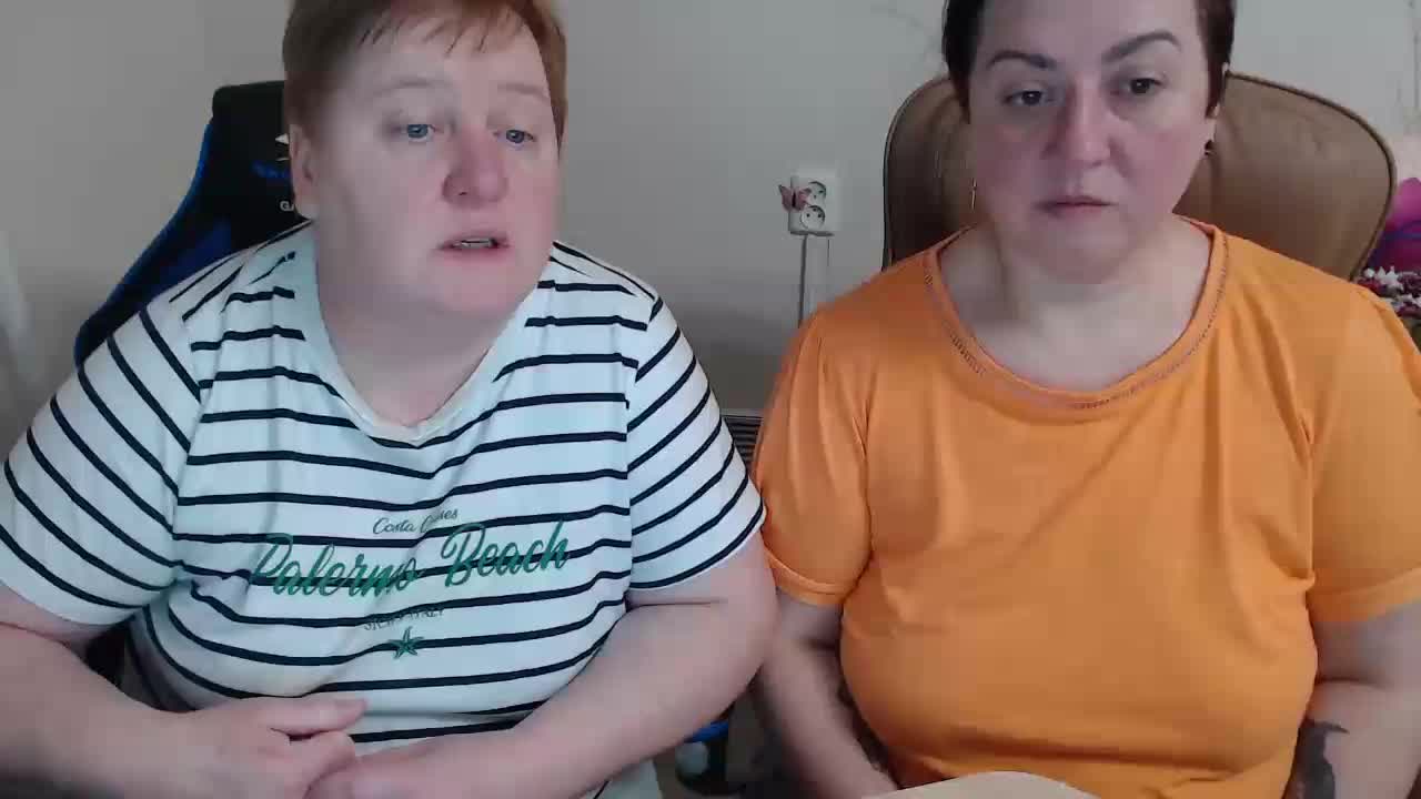 XMollyJaneEX Cam Model Chat February 26, 2026