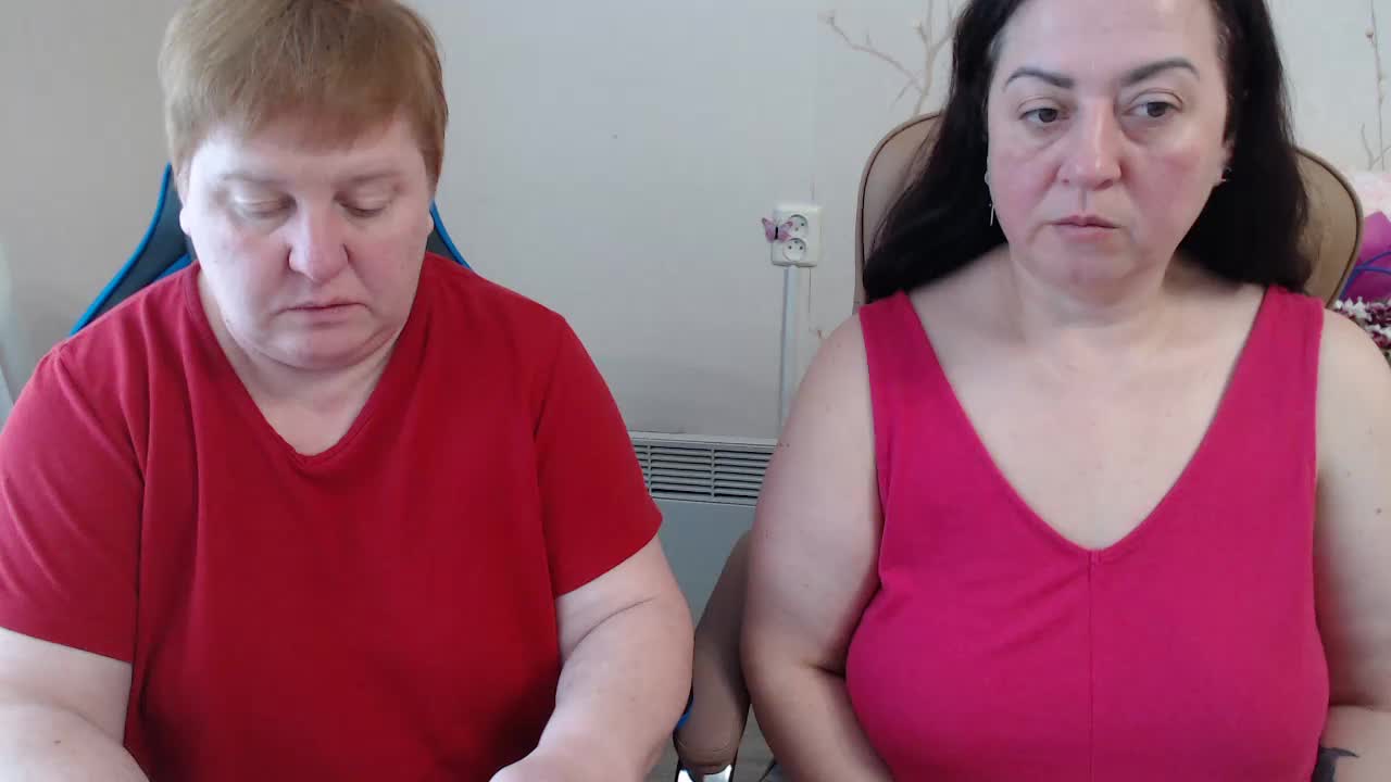 XMollyJaneEX Cam Model Chat February 26, 2026