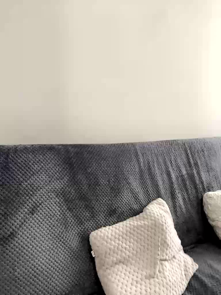 Room_of_love Cam Model Chat February 26, 2026