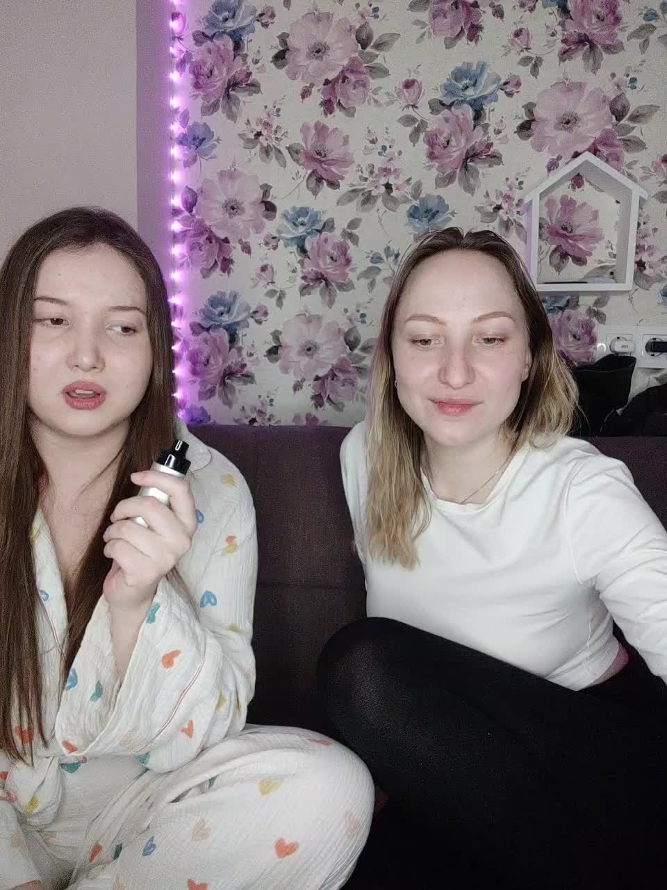 Twobody Cam Model Chat February 28, 2026