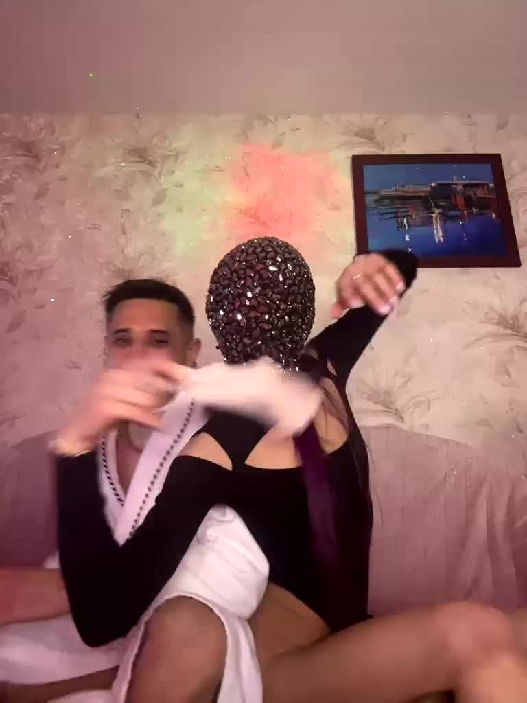 VIP17CoupleDream Cam Model Chat February 28, 2026