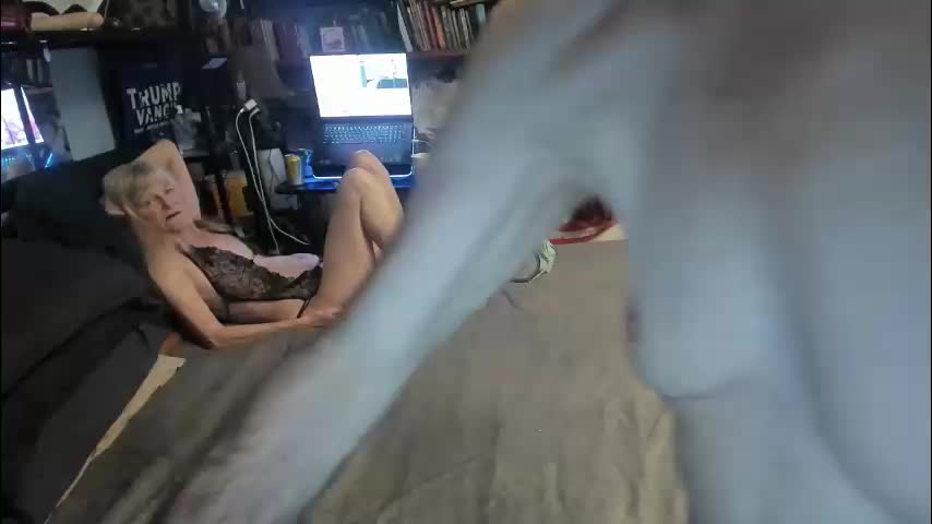 pink_black Cam Model Chat March 1, 2026