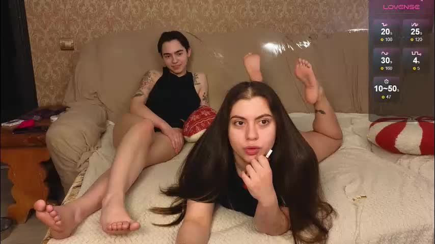 twobabesweet Cam Model Chat March 1, 2026