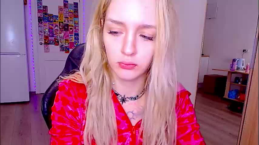 sailormoon666_ Cam Model Chat March 1, 2026