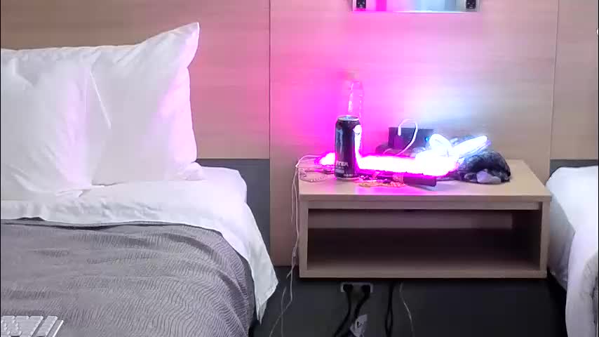 daddyissuessab Cam Model Chat March 1, 2026