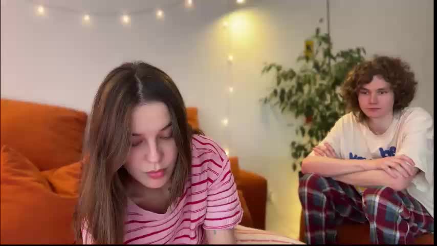 di_n_alex Cam Model Chat March 1, 2026