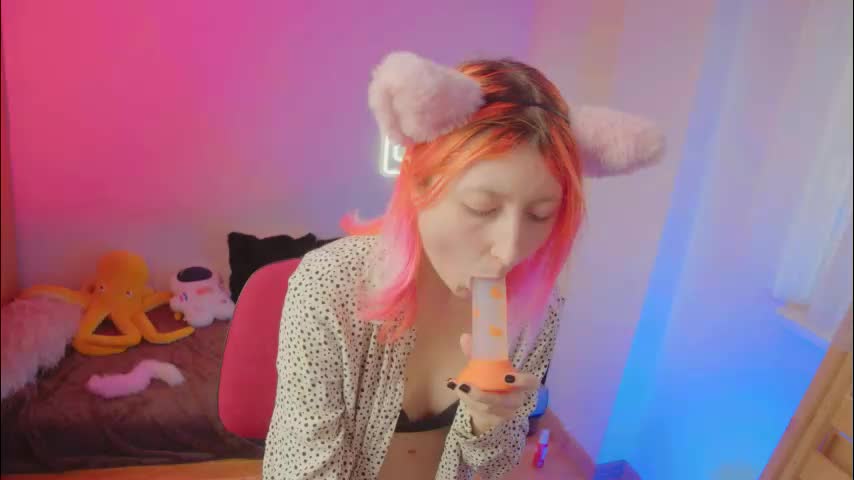 bloom_fairy Cam Model Chat March 2, 2026