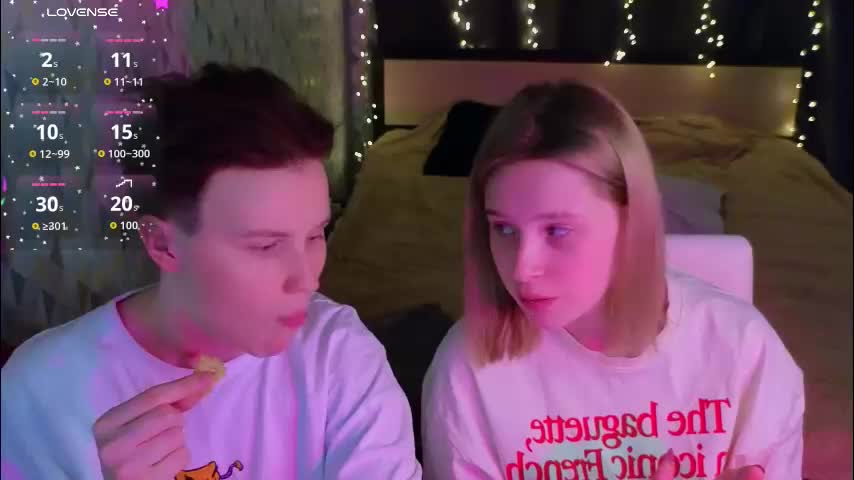 berry_assortment Cam Model Chat March 2, 2026