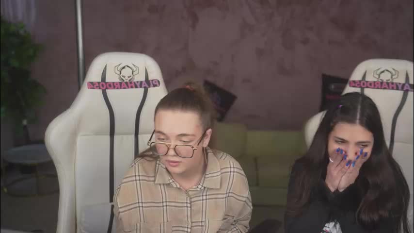 bright_diamonds_054 Cam Model Chat March 2, 2026