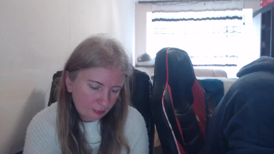 jenisandpeter Cam Model Chat March 2, 2026