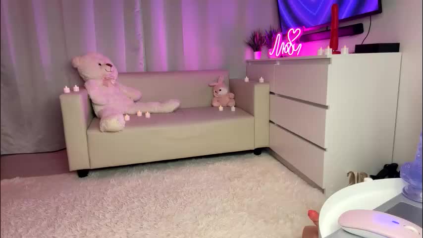 sue_star Cam Model Chat March 2, 2026