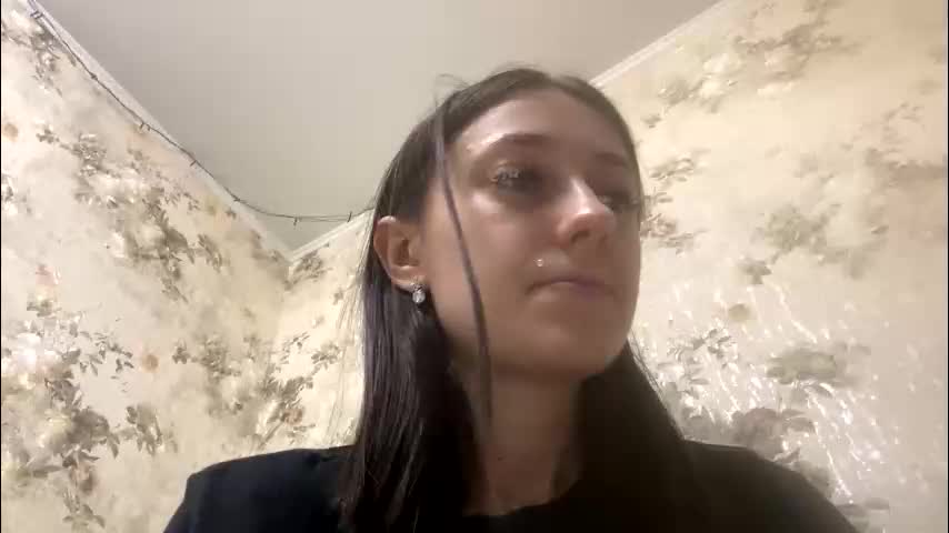viktoria9898 Cam Model Chat March 2, 2026