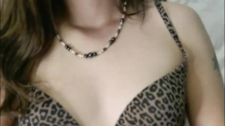 hotwinterxx Cam Model Chat March 2, 2026