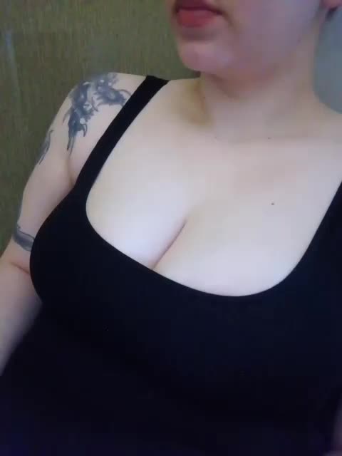 -Tiffany- Cam Model Chat March 3, 2026