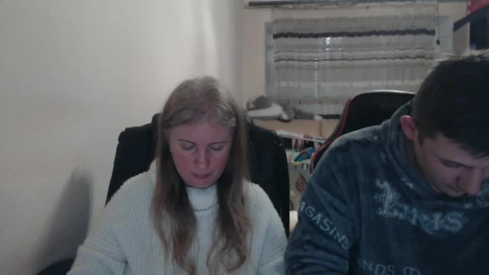 jenisandpeter Cam Model Chat March 3, 2026