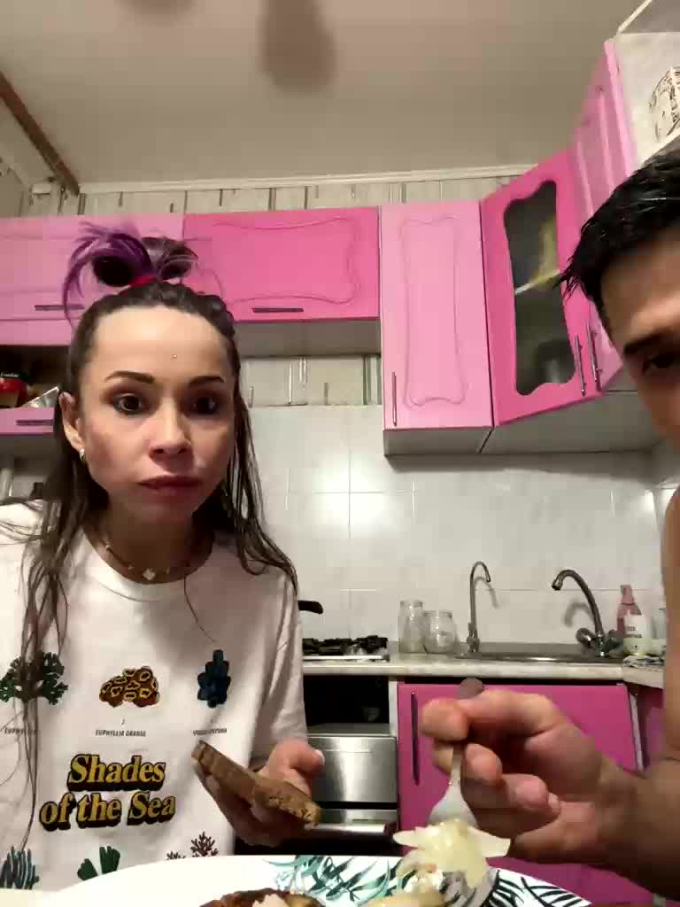 VIP17CoupleDream Cam Model Chat March 4, 2026