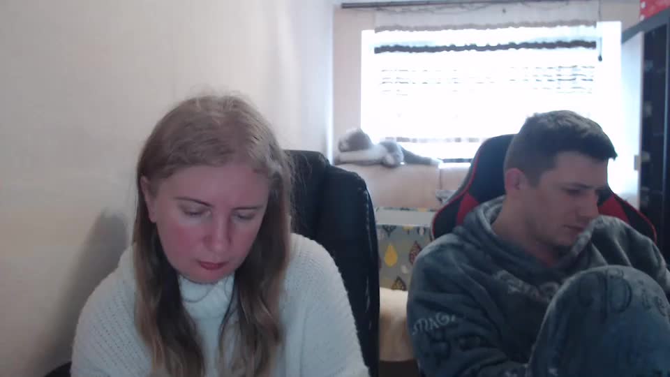 jenisandpeter Cam Model Chat March 4, 2026