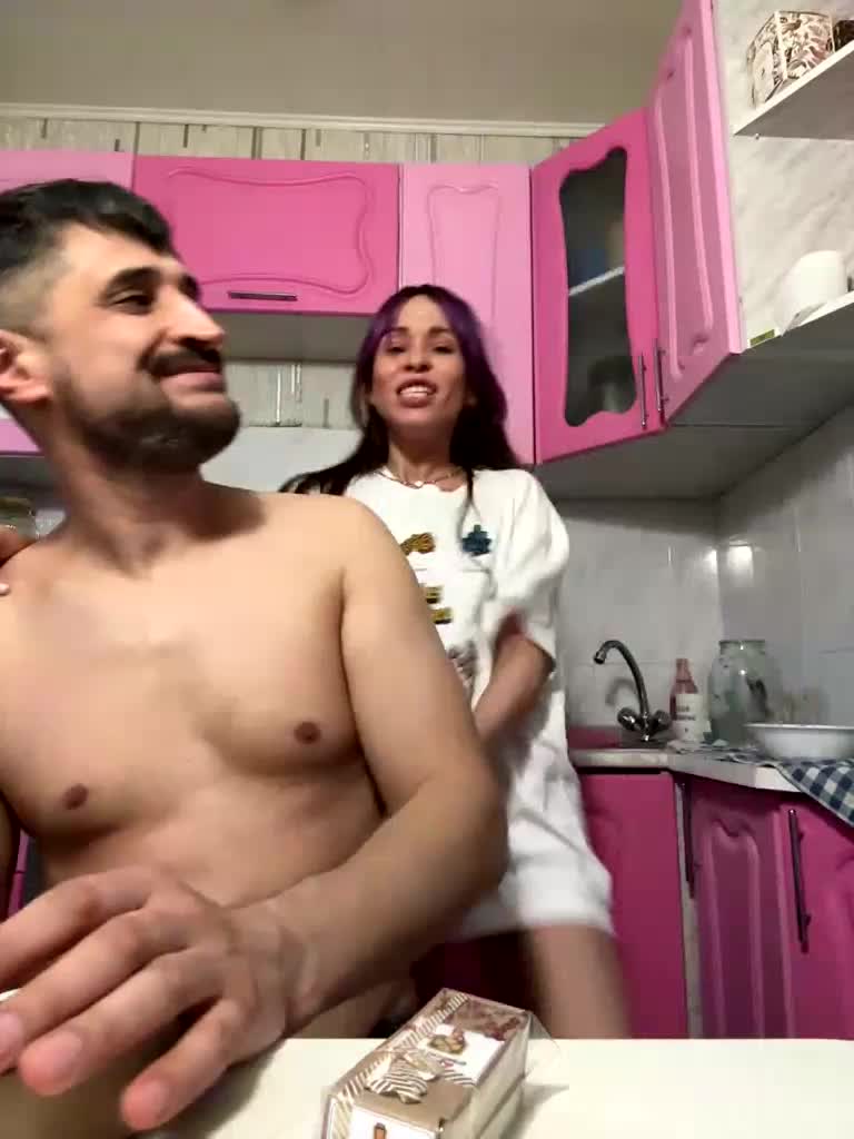 VIP17CoupleDream Cam Model Chat March 4, 2026