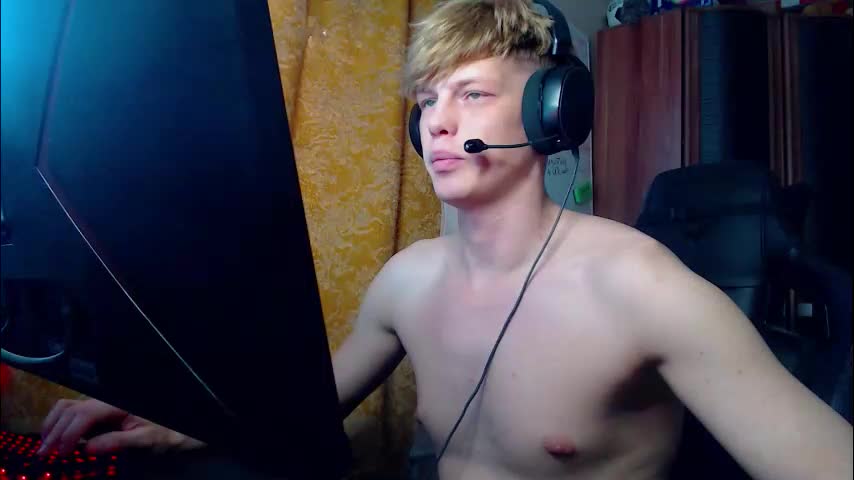 shyredstar Cam Model Chat March 4, 2026