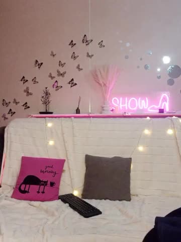 businka11223a Cam Model Chat March 4, 2026