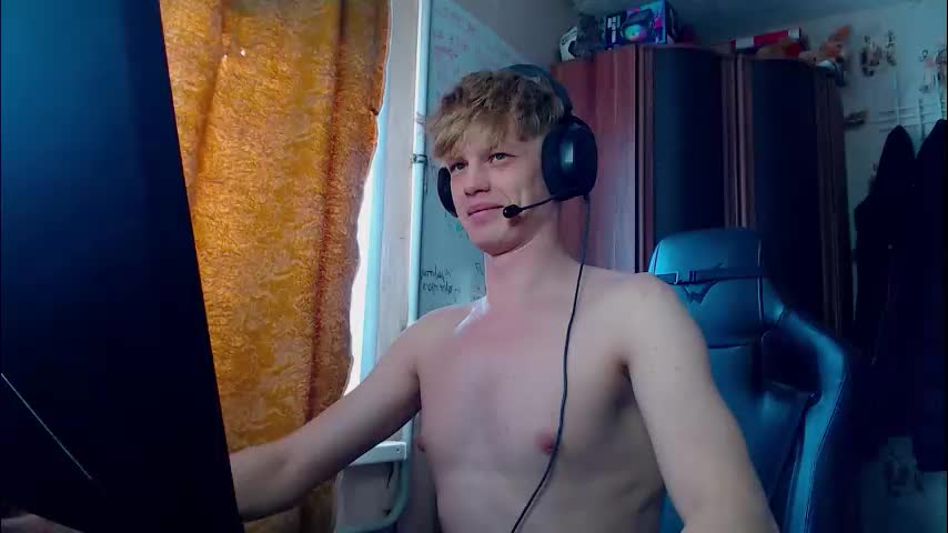 shyredstar Cam Model Chat March 4, 2026