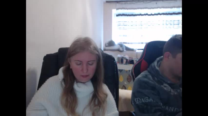 jenisandpeter Cam Model Chat March 4, 2026