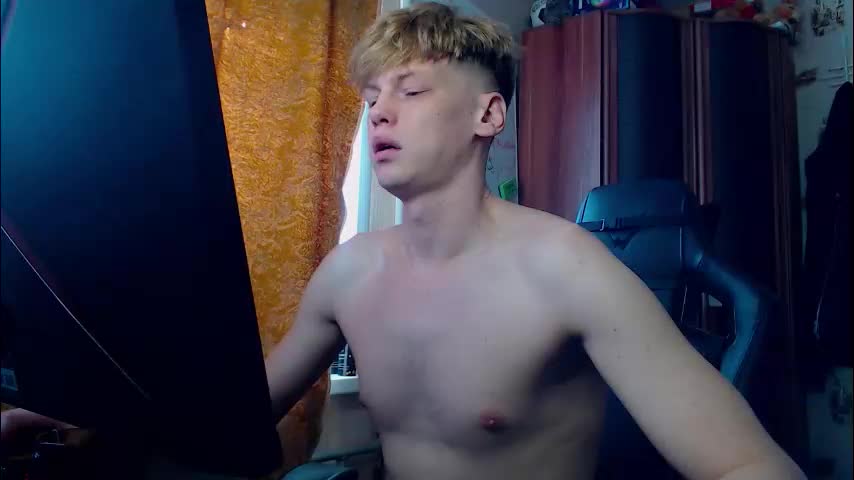 shyredstar Cam Model Chat March 4, 2026