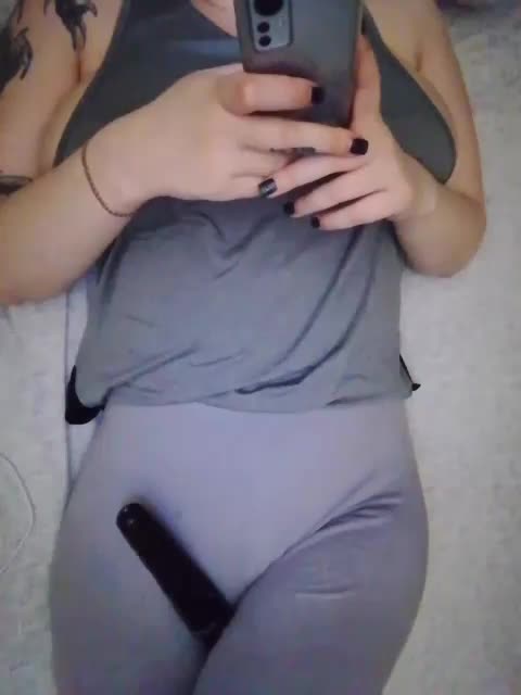 -Tiffany- Cam Model Chat March 4, 2026