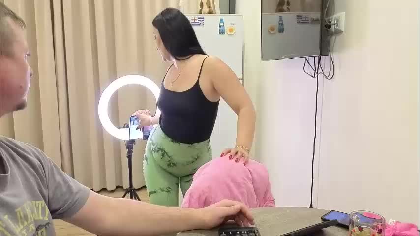 best_ass2000 Cam Model Chat March 4, 2026