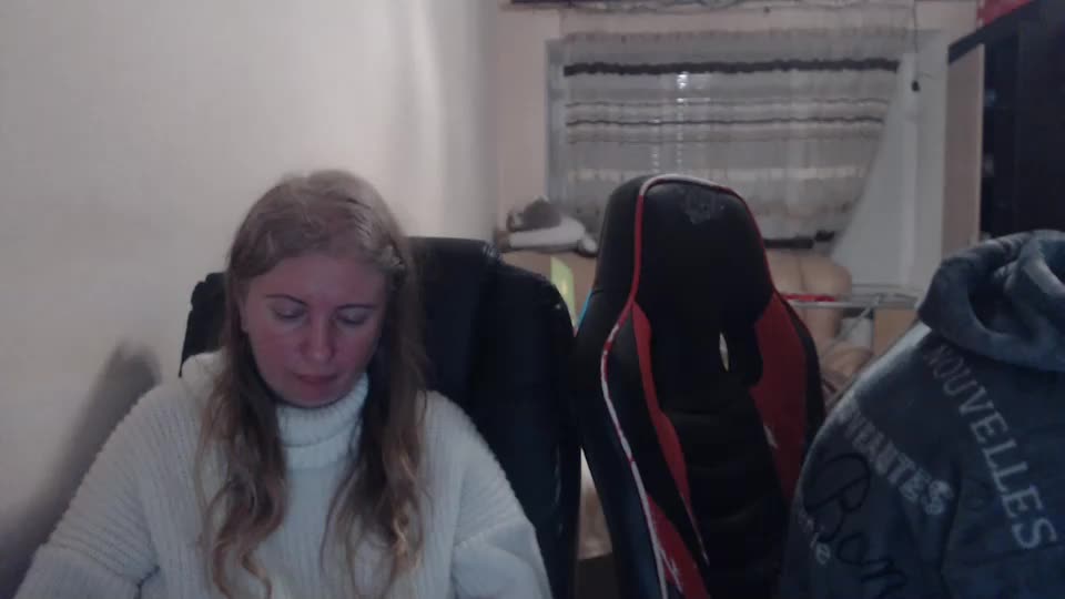 jenisandpeter Cam Model Chat March 4, 2026